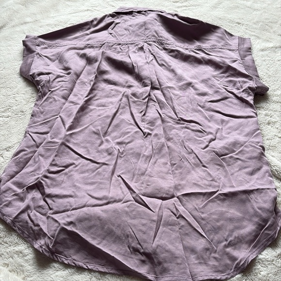 Tilley Lavender Button-Up Short Sleeve Top | 100% TENCEL | Size S - Picture 4 of 8